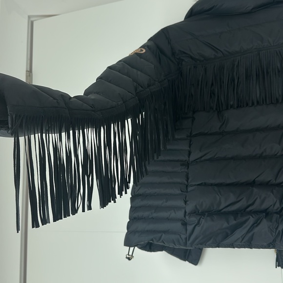 Bogner black ski jacket with lamb fur removable collar and suede fringe XS $2200 - Picture 15 of 16